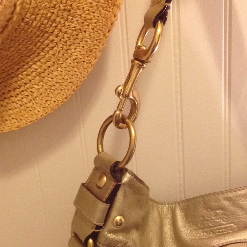 Coach Signature Fabric Bag - Picture 4 of 7